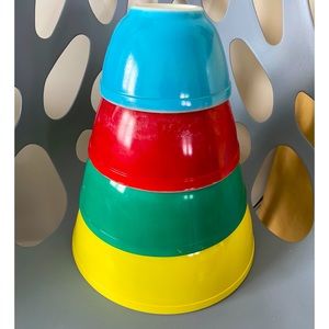 Pyrex Primary Colour Bowl Set
